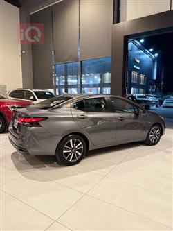 نيسان فيرسا